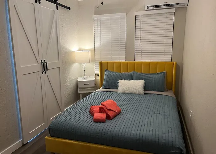 The Blue Wave Suite Unit C
